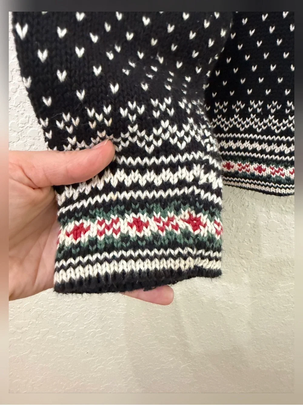 Vintage LL Bean Black and White Nordic-style Henley Sweater - S